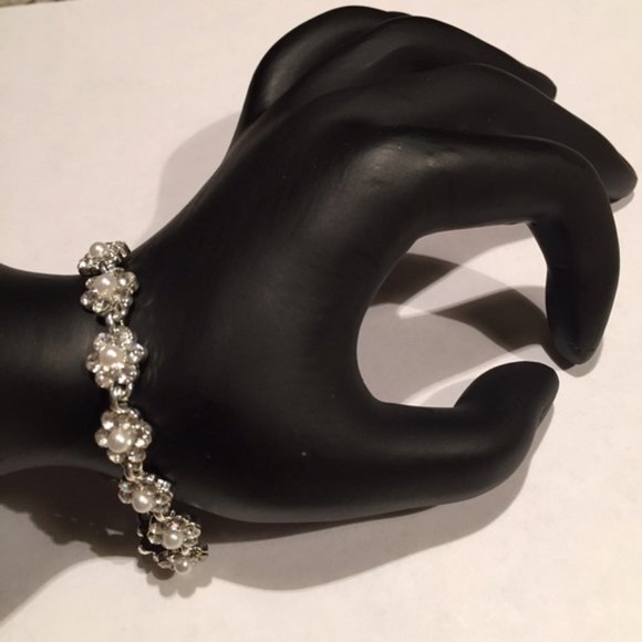 Gorgeous Bracelet - Picture 1 of 4